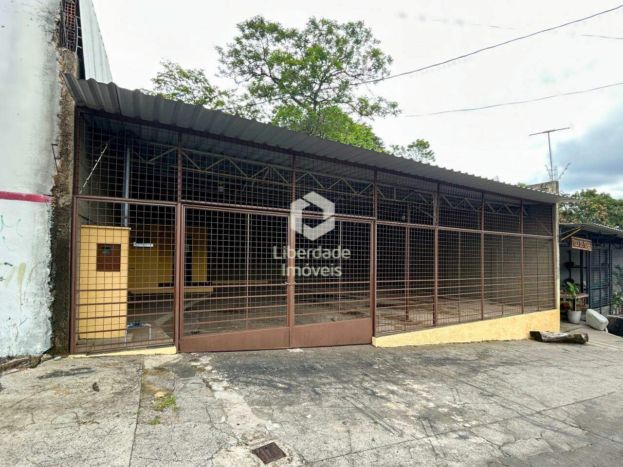 Galpão para aluguel, no Manacás.: 