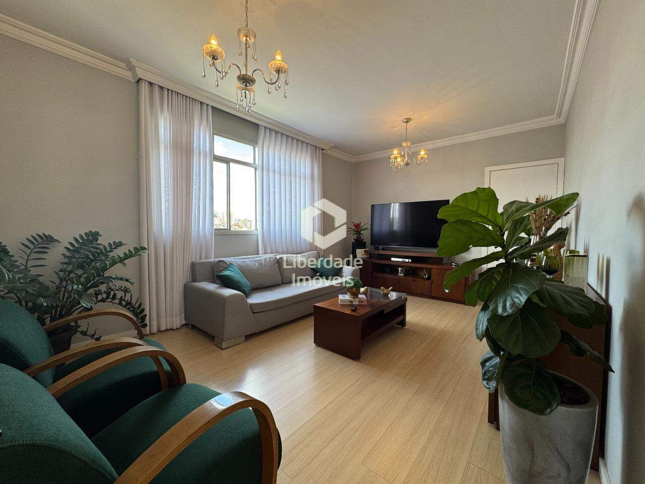 Apartamento à venda, 4 quartos no Padre Eustáquio.: 