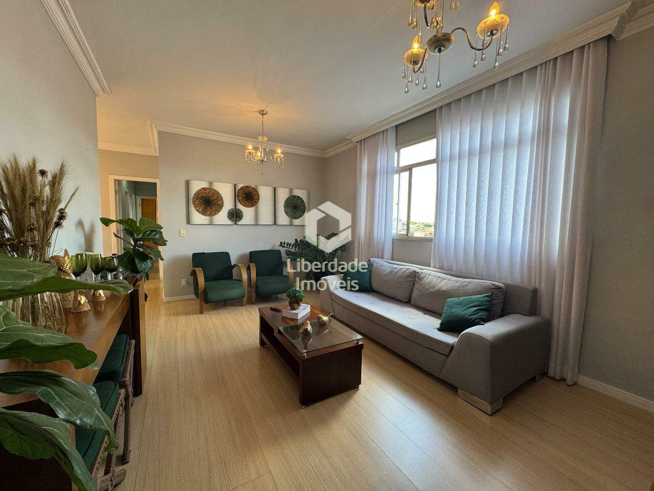 Apartamento à venda, 4 quartos no Padre Eustáquio.: 
