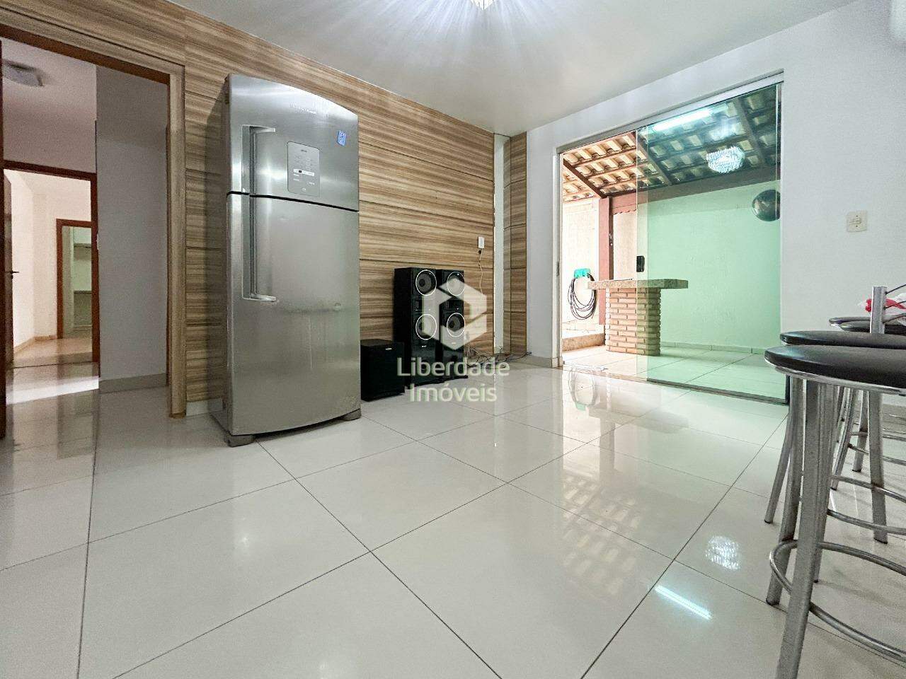 Apartamento com área privativa à venda, 2 quartos no Manacás.: 