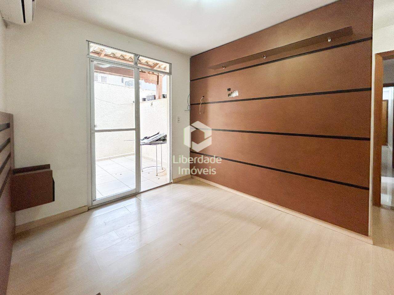 Apartamento com área privativa à venda, 2 quartos no Manacás.: 