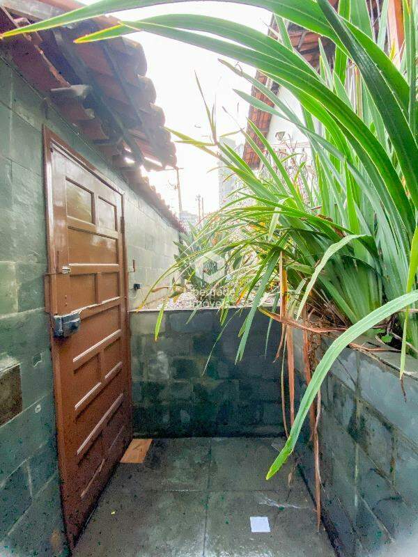 Casa à venda, 4 quartos no Caiçara.: 
