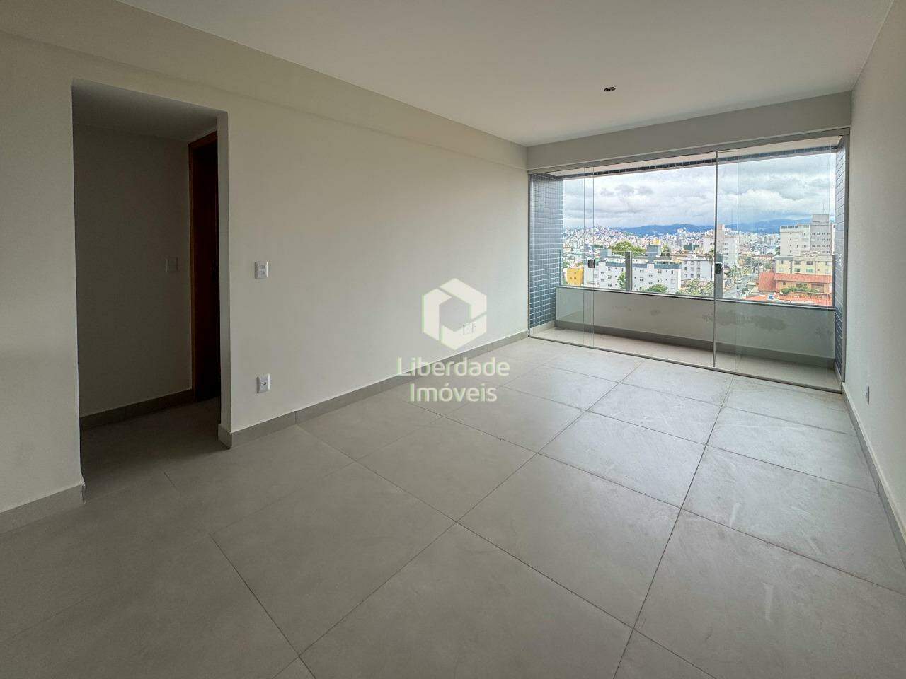 Apartamento à venda, 3 quartos no Caiçara.: 