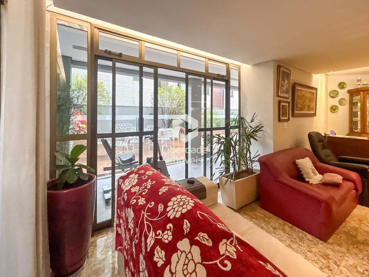 Apartamento com área privativa à venda, 4 quartos no Jaraguá.: 