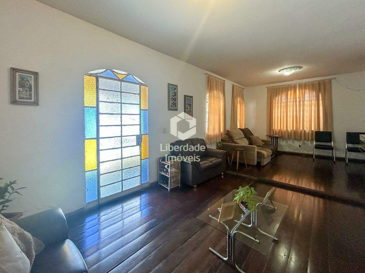 Casa à venda, 3 quartos no Caiçara.: 