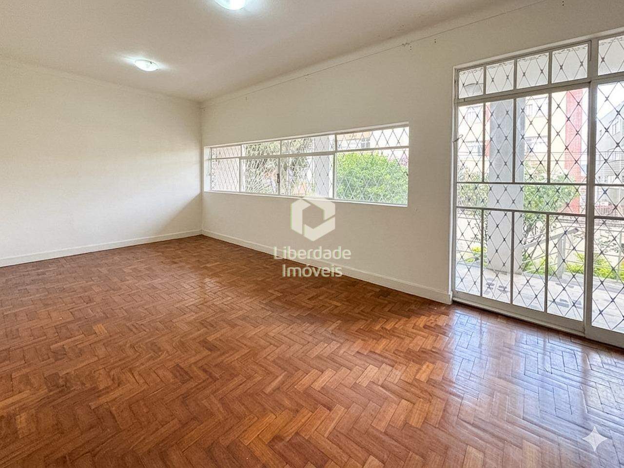 Casa à venda, 3 quartos no Caiçara.: 