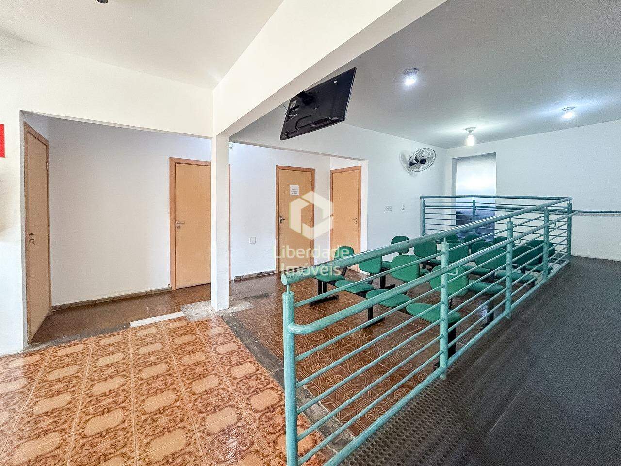 Casa comercial à venda, 4 quartos no Glória.: 