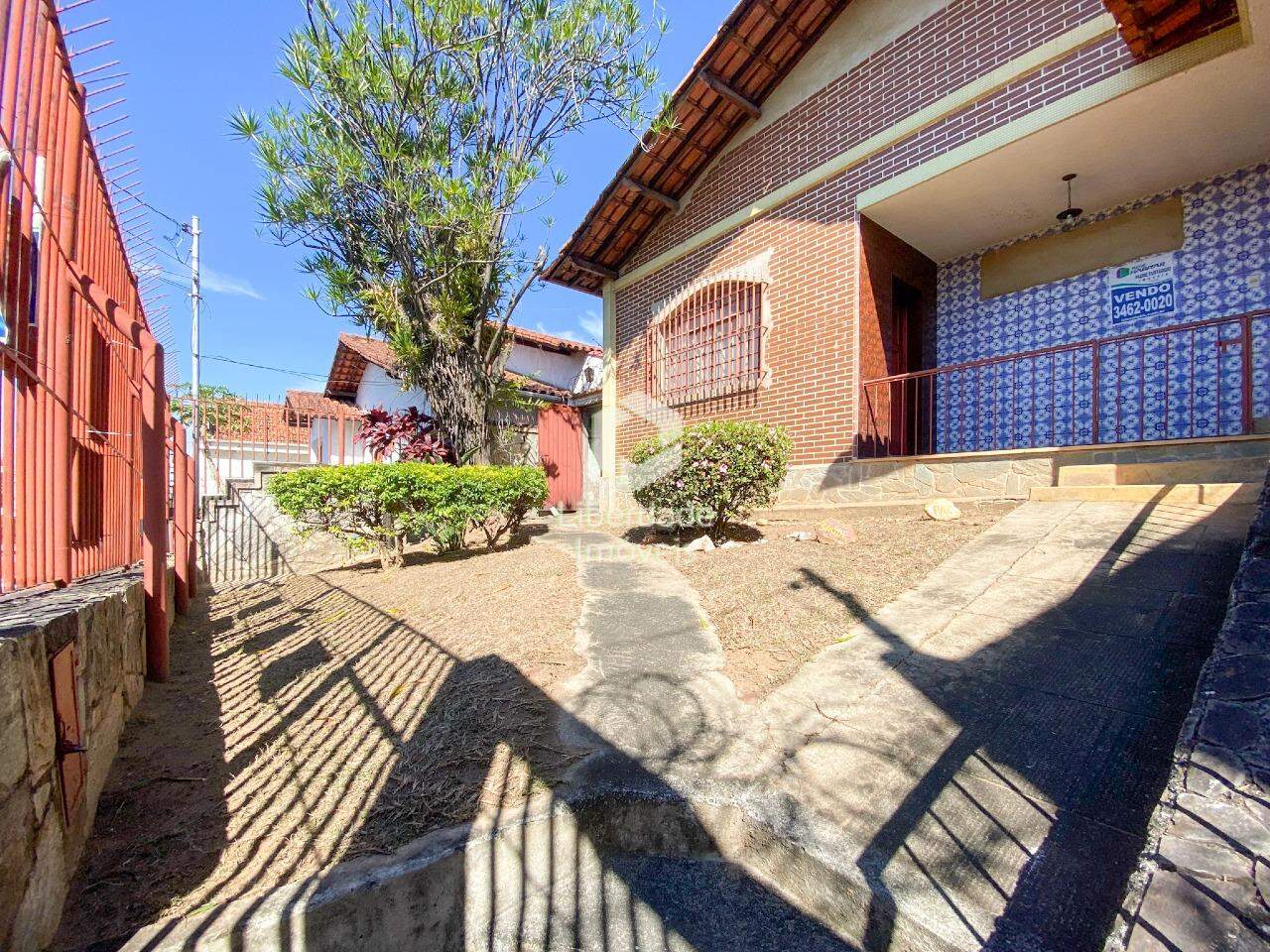 Casa à venda, 3 quartos no Carlos Prates.: 