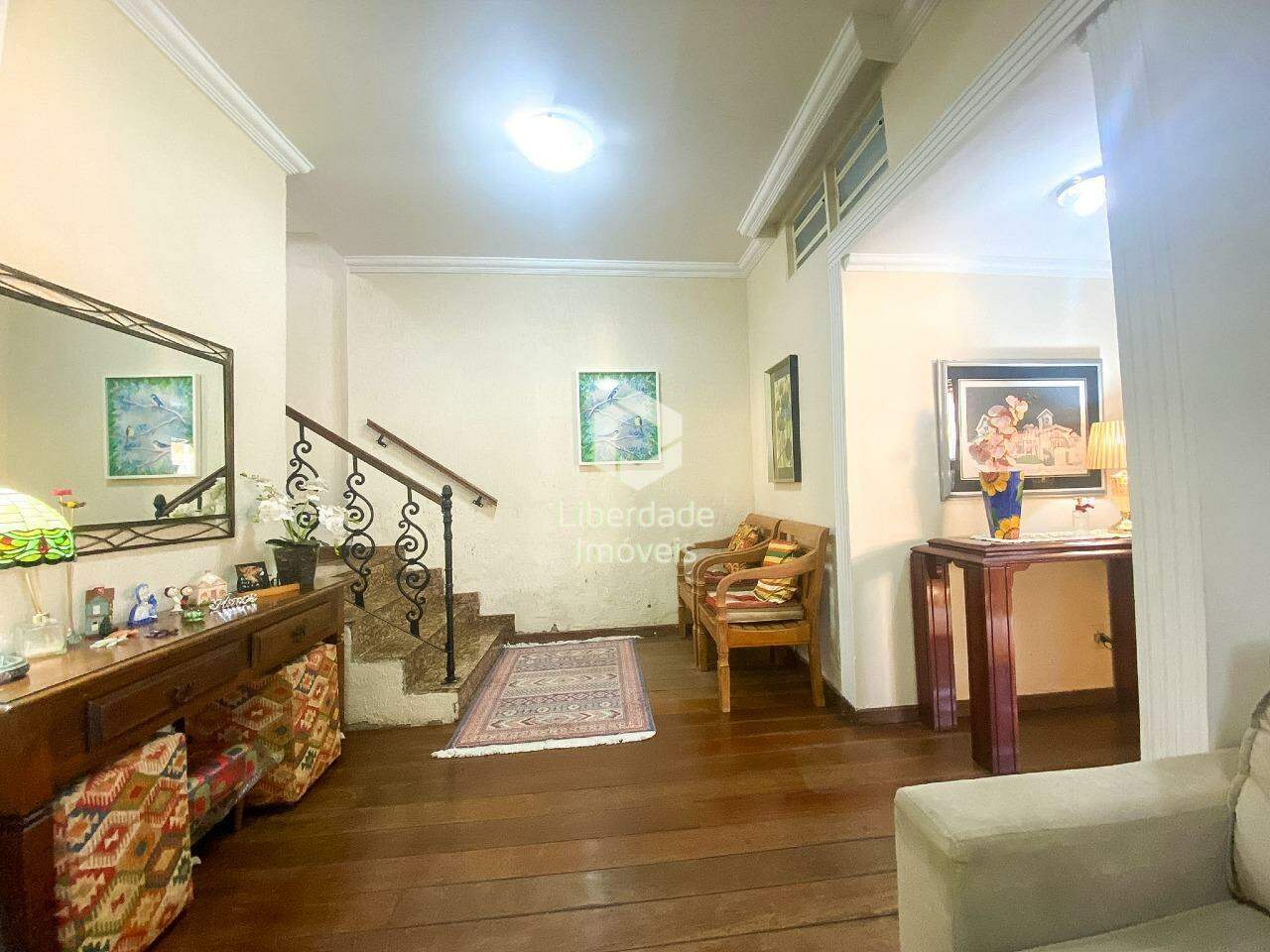 Casa à venda, 4 quartos no Caiçara.: 