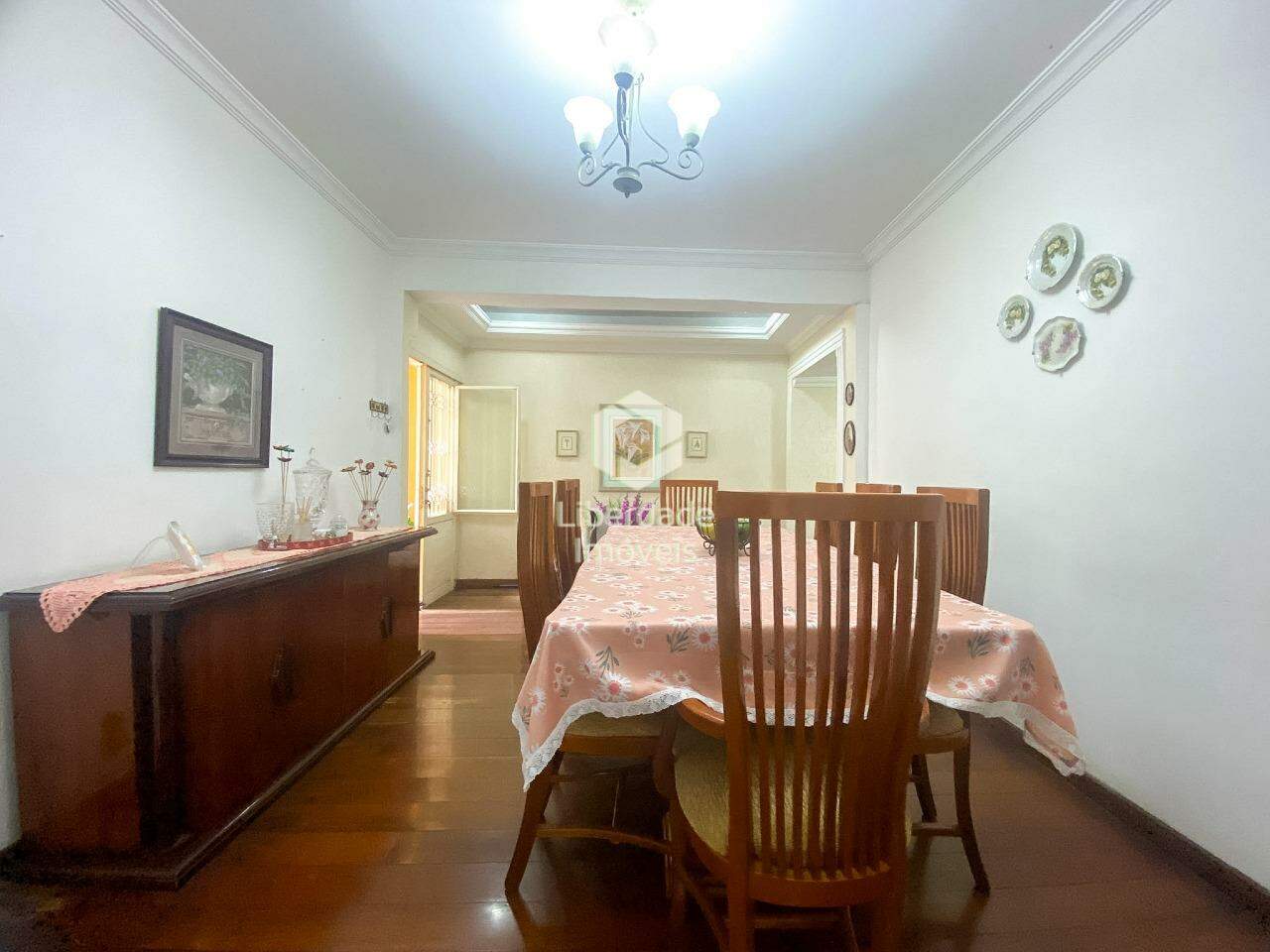 Casa à venda, 4 quartos no Caiçara.: 