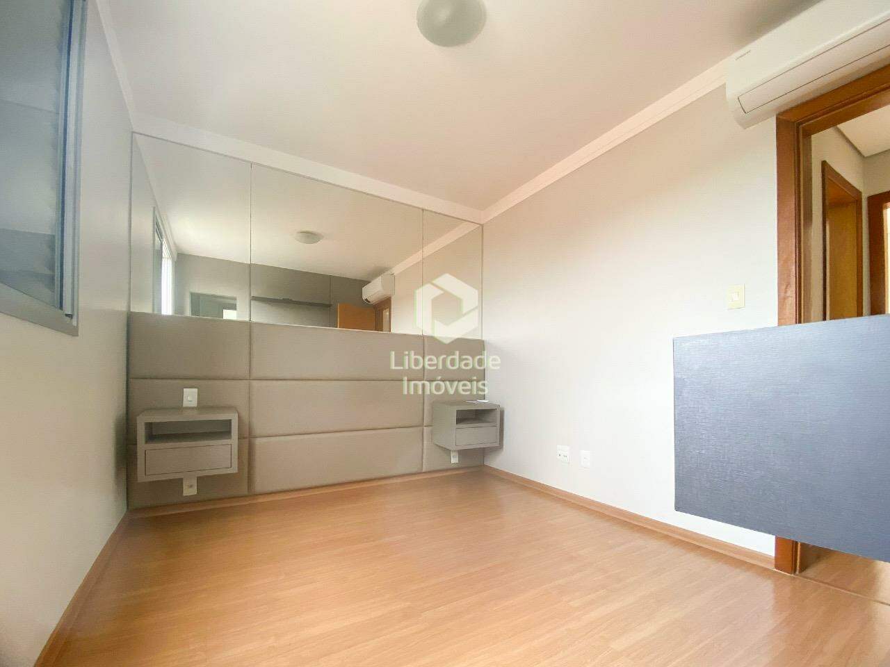 Apartamento à venda, 2 quartos no Caiçara.: 