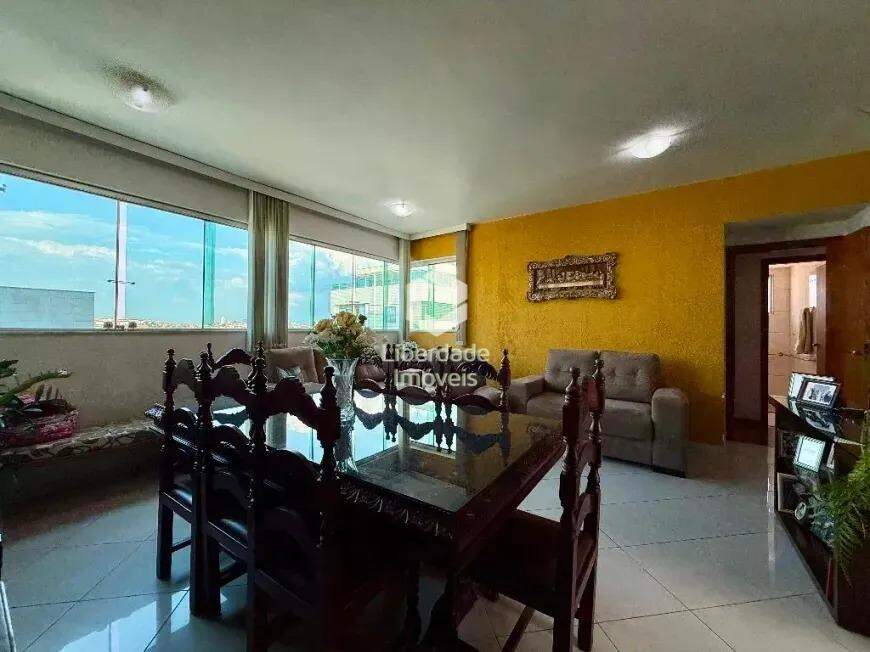 Apartamento à venda, 3 quartos no Caiçara.: 