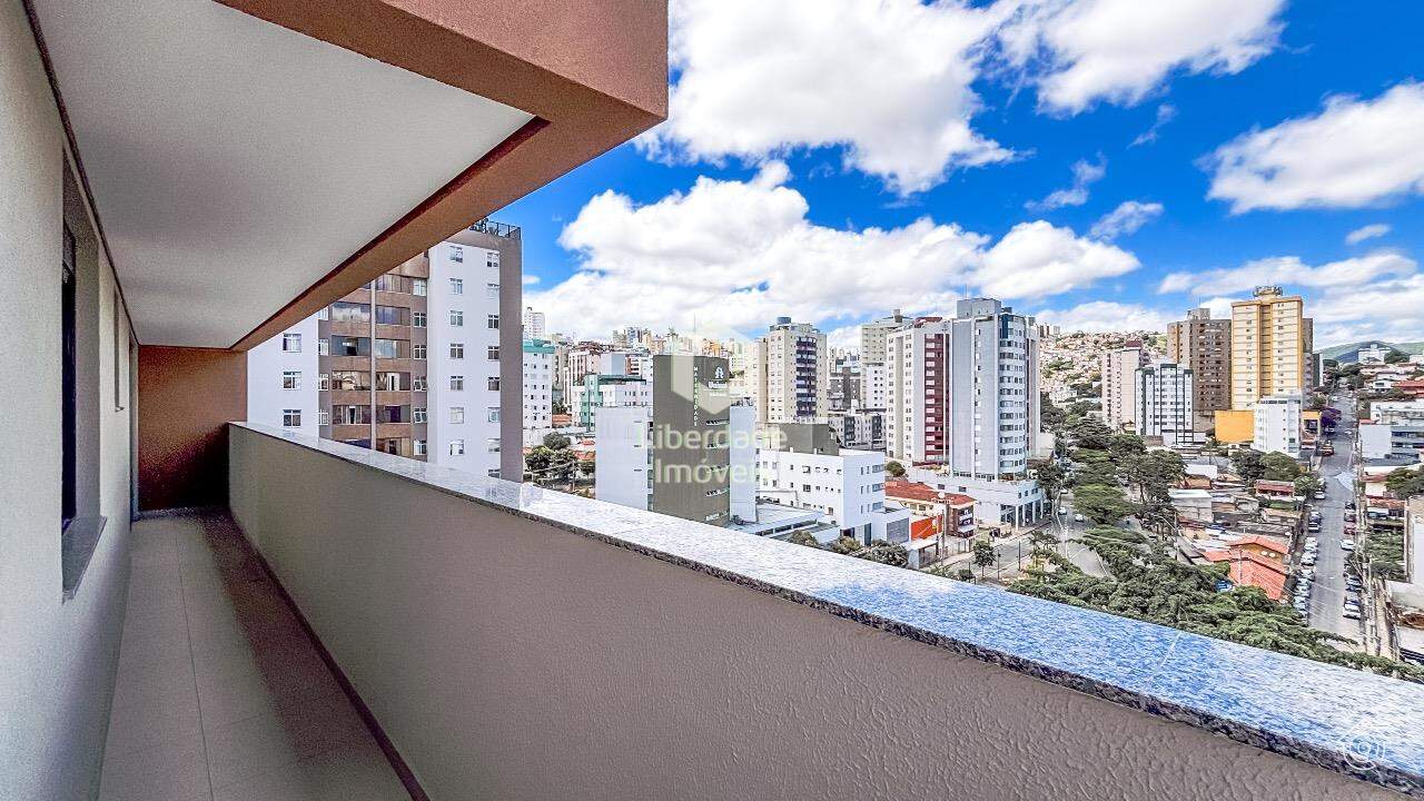 Apartamento à venda, 3 quartos no Grajaú.: 