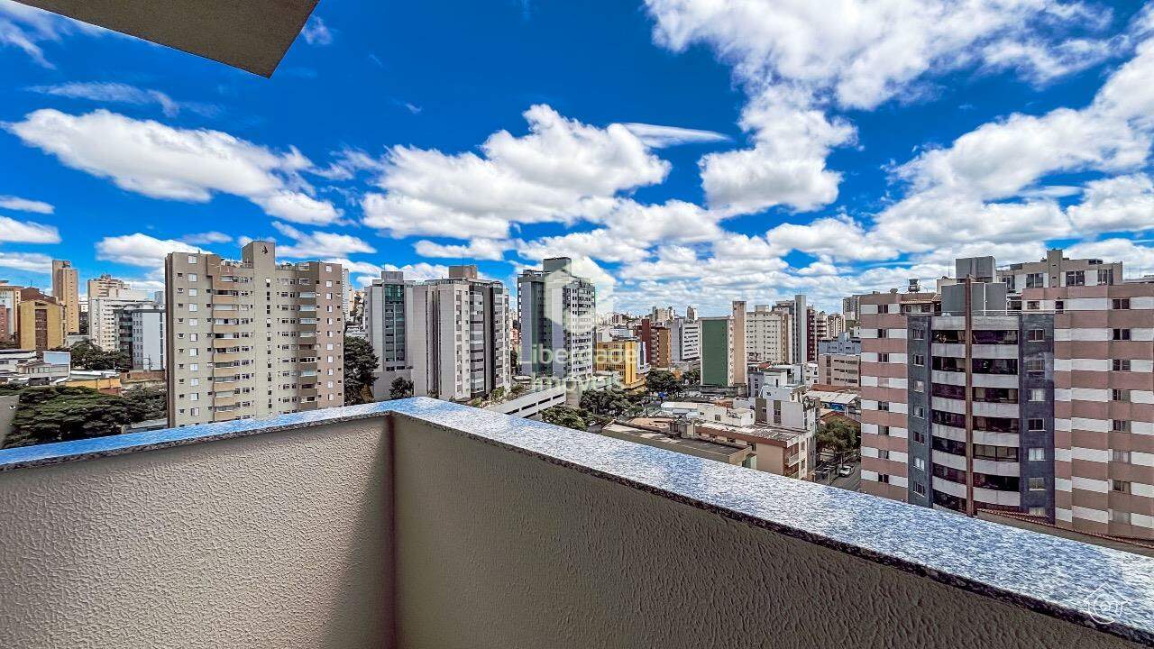 Apartamento à venda, 3 quartos no Grajaú.: 