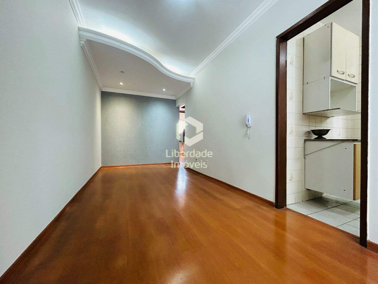 Apartamento para aluguel, 3 quartos no Caiçara.: 