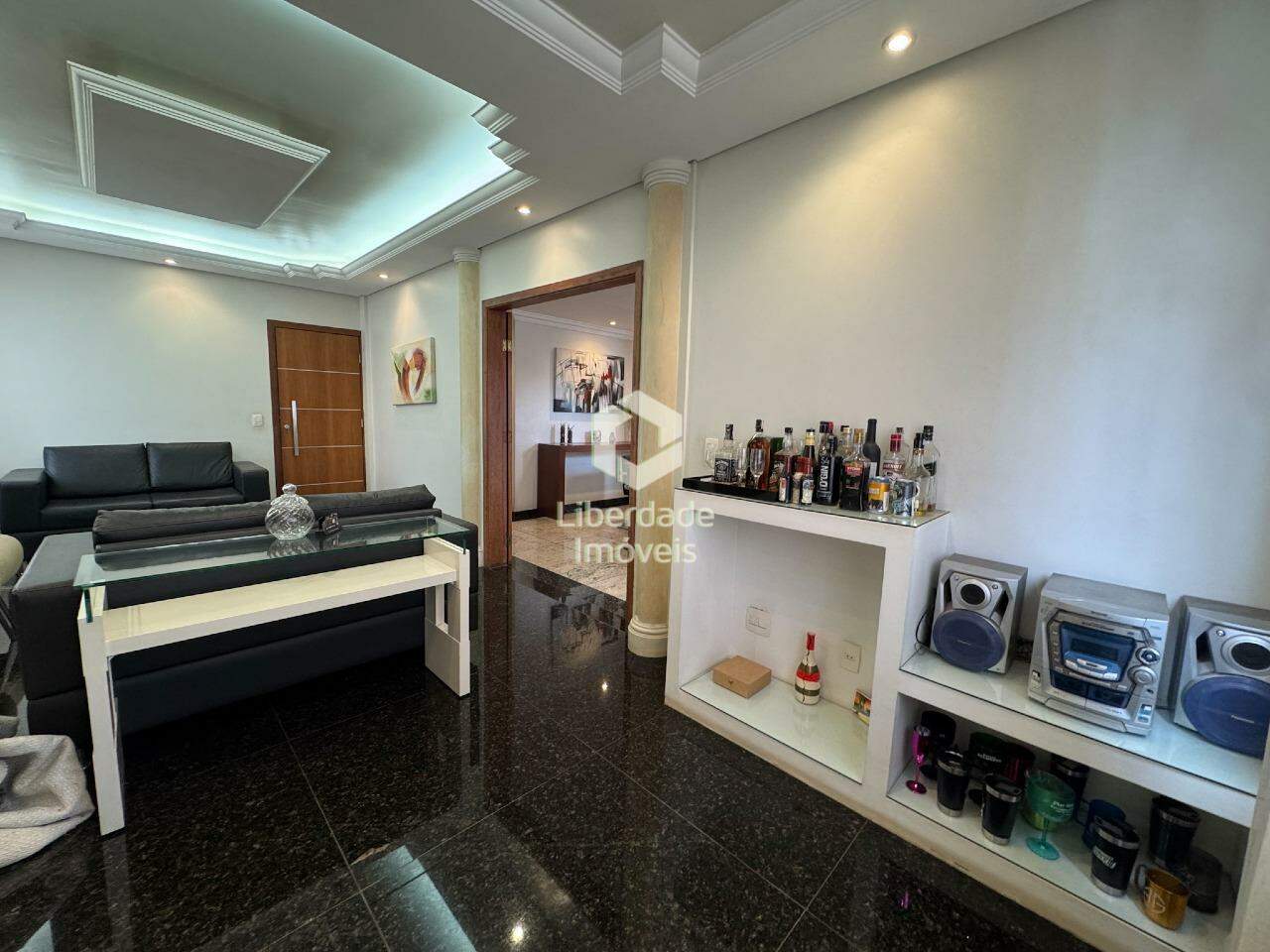 Apartamento para aluguel, 4 quartos no Caiçara.: 