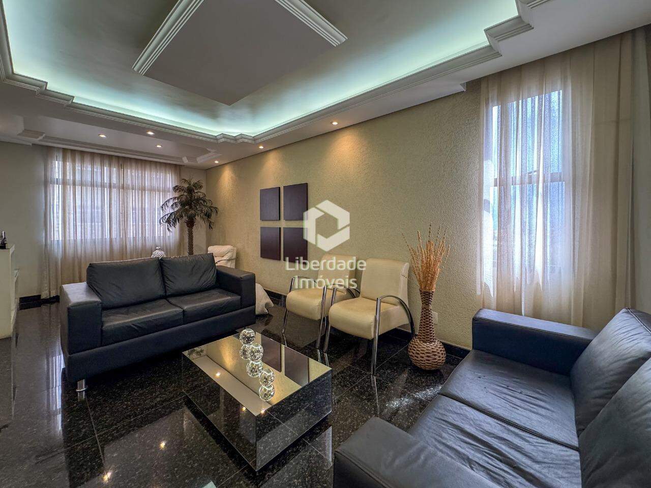 Apartamento para aluguel, 4 quartos no Caiçara.: 
