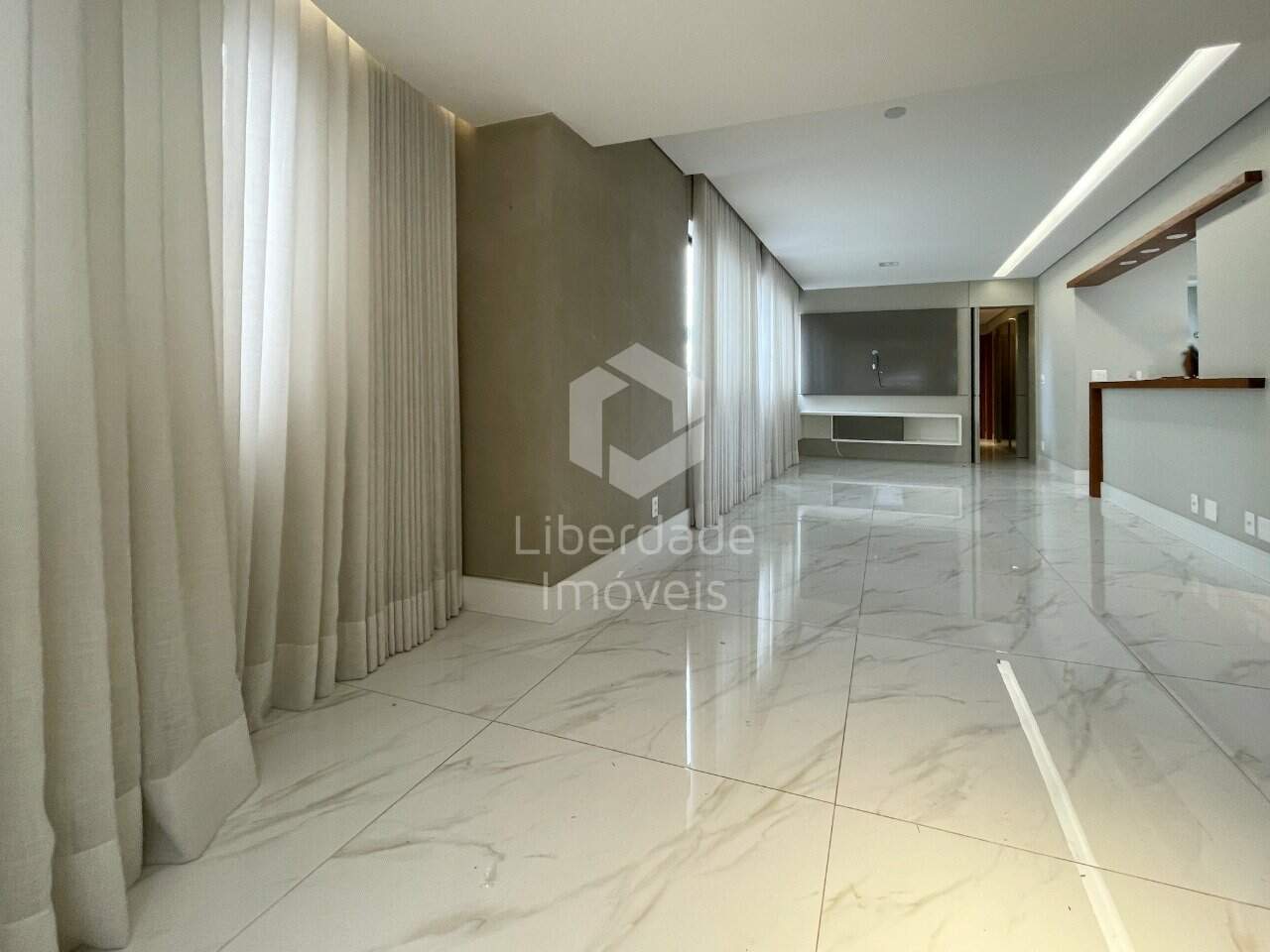 Apartamento à venda, 3 quartos no Gutierrez.: 