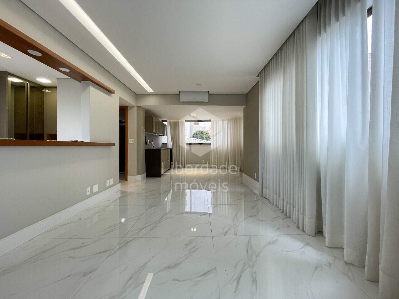 Apartamento à venda, 3 quartos no Gutierrez.: 