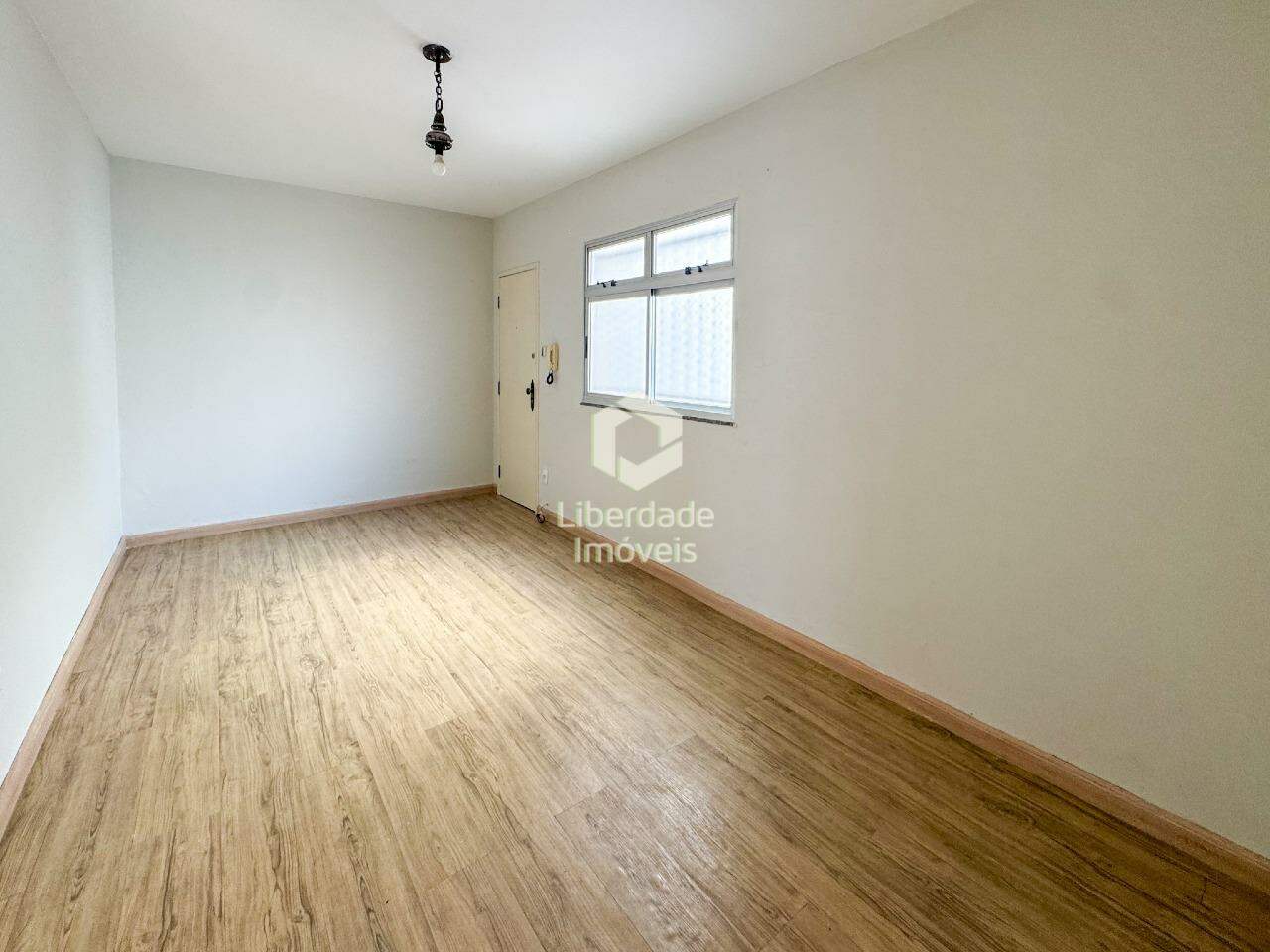 Apartamento à venda, 2 quartos no Caiçara.: 