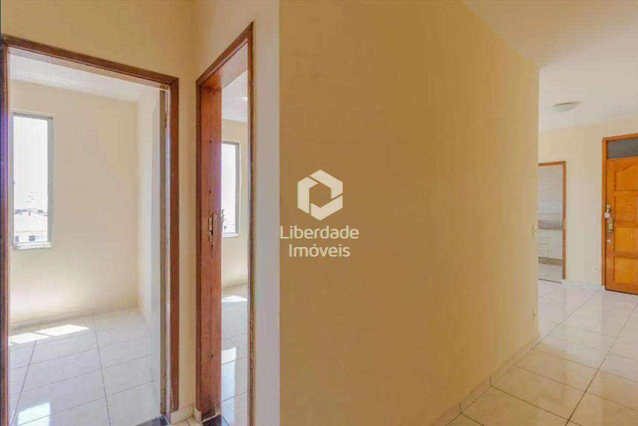 Apartamento à venda, 2 quartos no Carlos Prates.: 