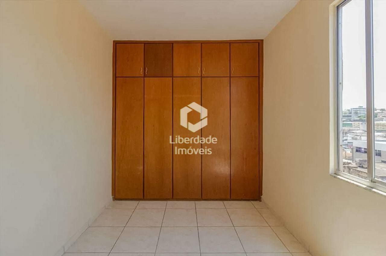 Apartamento à venda, 2 quartos no Carlos Prates.: 