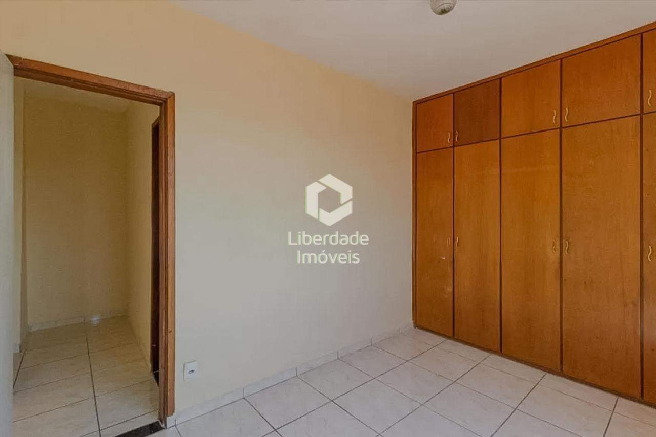 Apartamento à venda, 2 quartos no Carlos Prates.: 