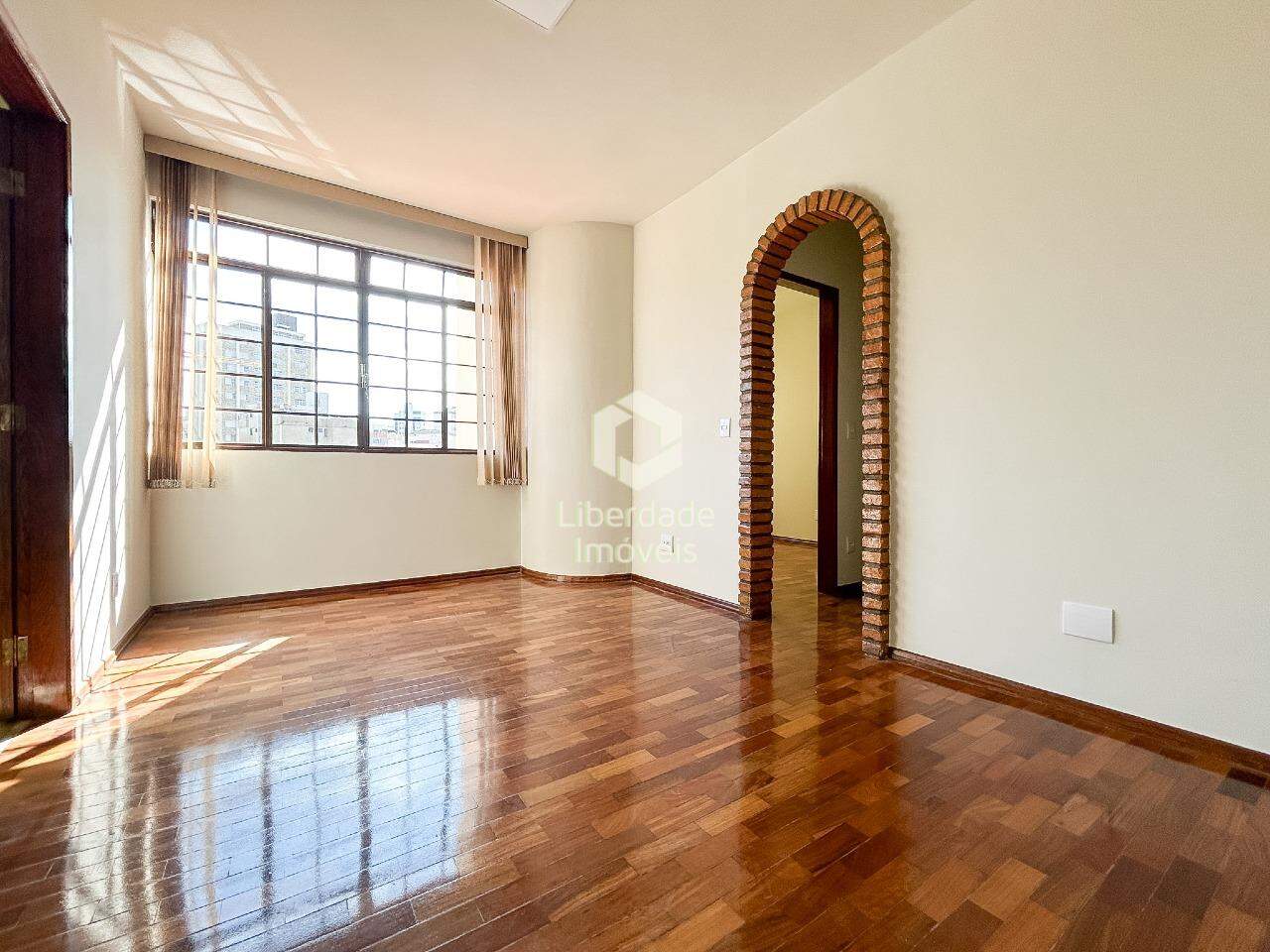 Apartamento para aluguel, 3 quartos no Caiçara.: 