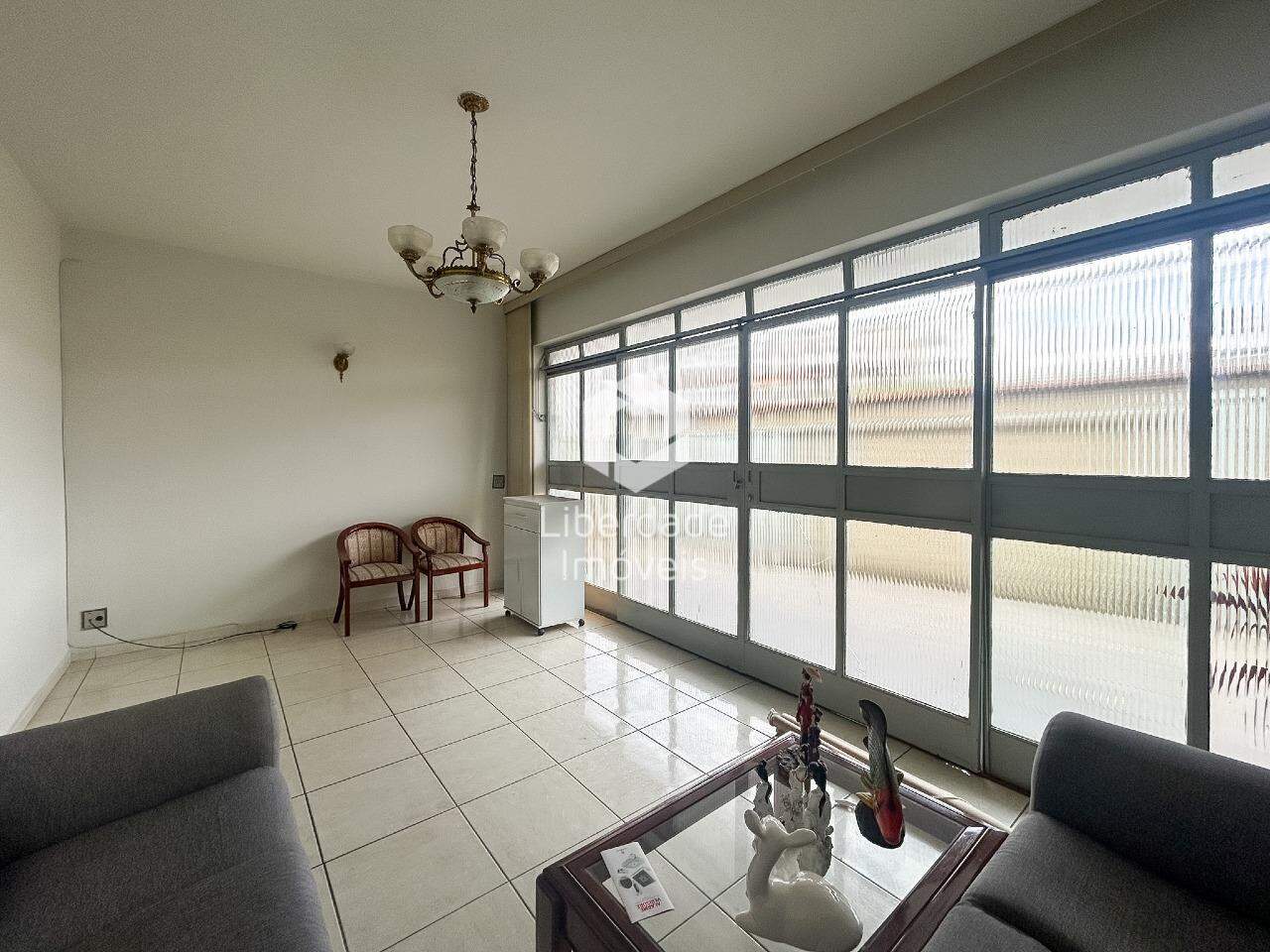 Casa à venda, 3 quartos no Caiçara.: 