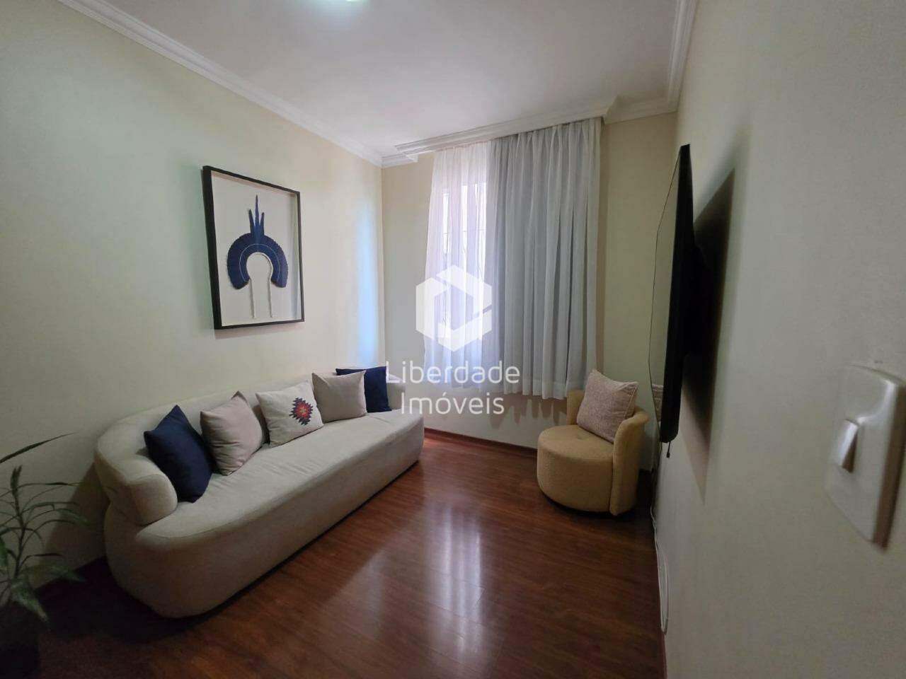 Apartamento à venda, 2 quartos no Padre Eustáquio.: 