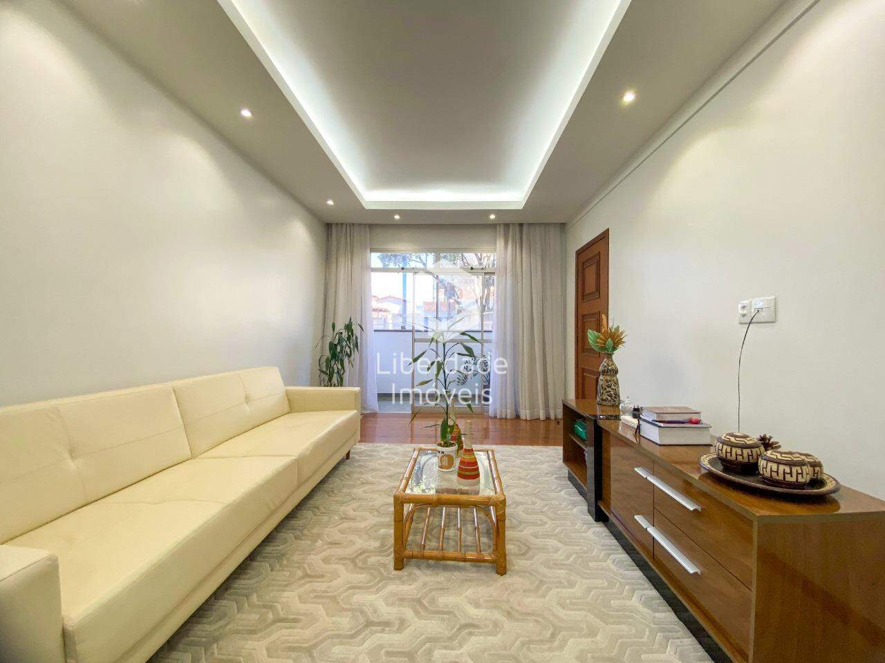 Apartamento à venda, 4 quartos no Caiçara.: 