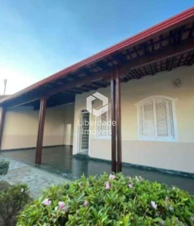 Casa à venda, 3 quartos no Alvorada.: 