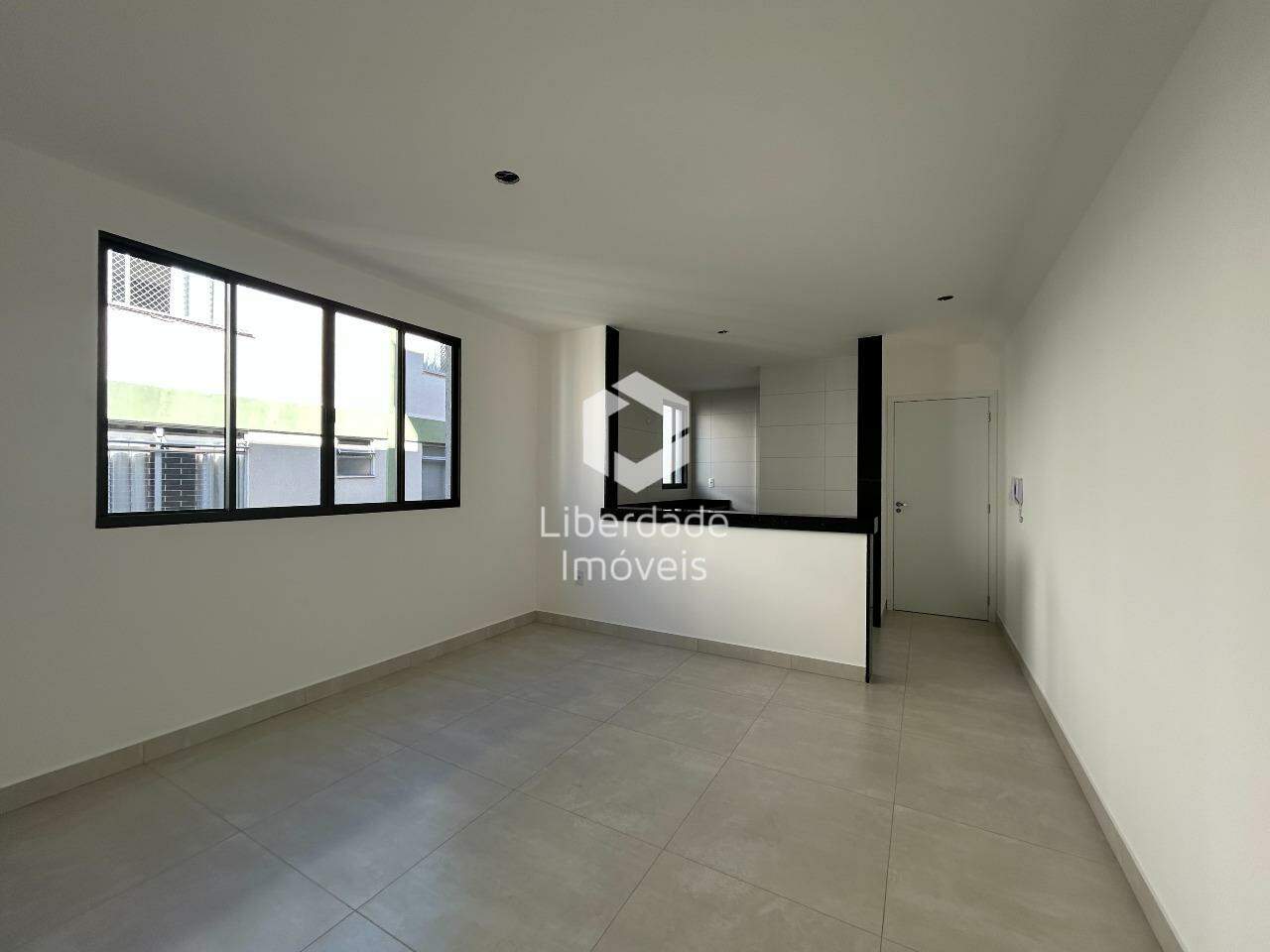 Apartamento à venda, 2 quartos no Caiçara.: 