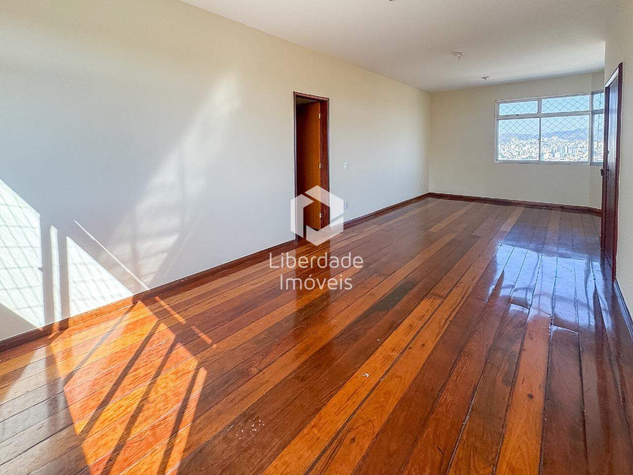 Apartamento para aluguel, 4 quartos no Caiçara.: 