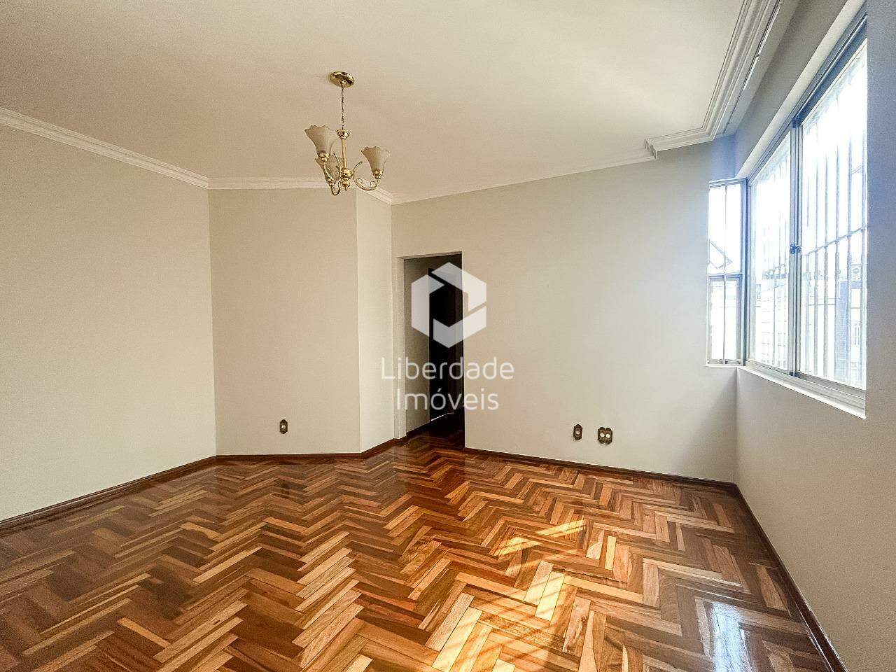 Apartamento para aluguel, 3 quartos no CaiçaraAdelaide.: 