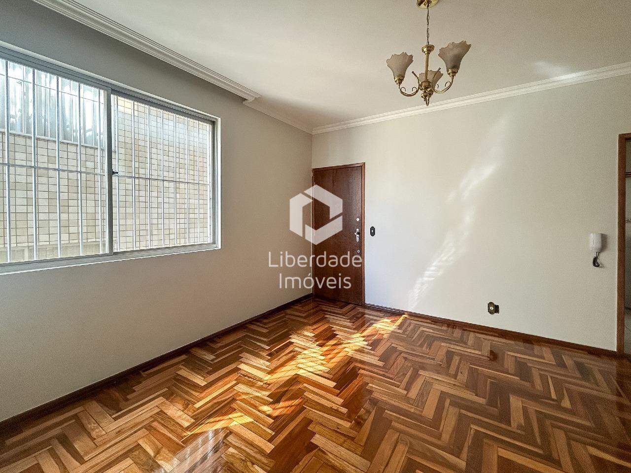 Apartamento para aluguel, 3 quartos no CaiçaraAdelaide.: 