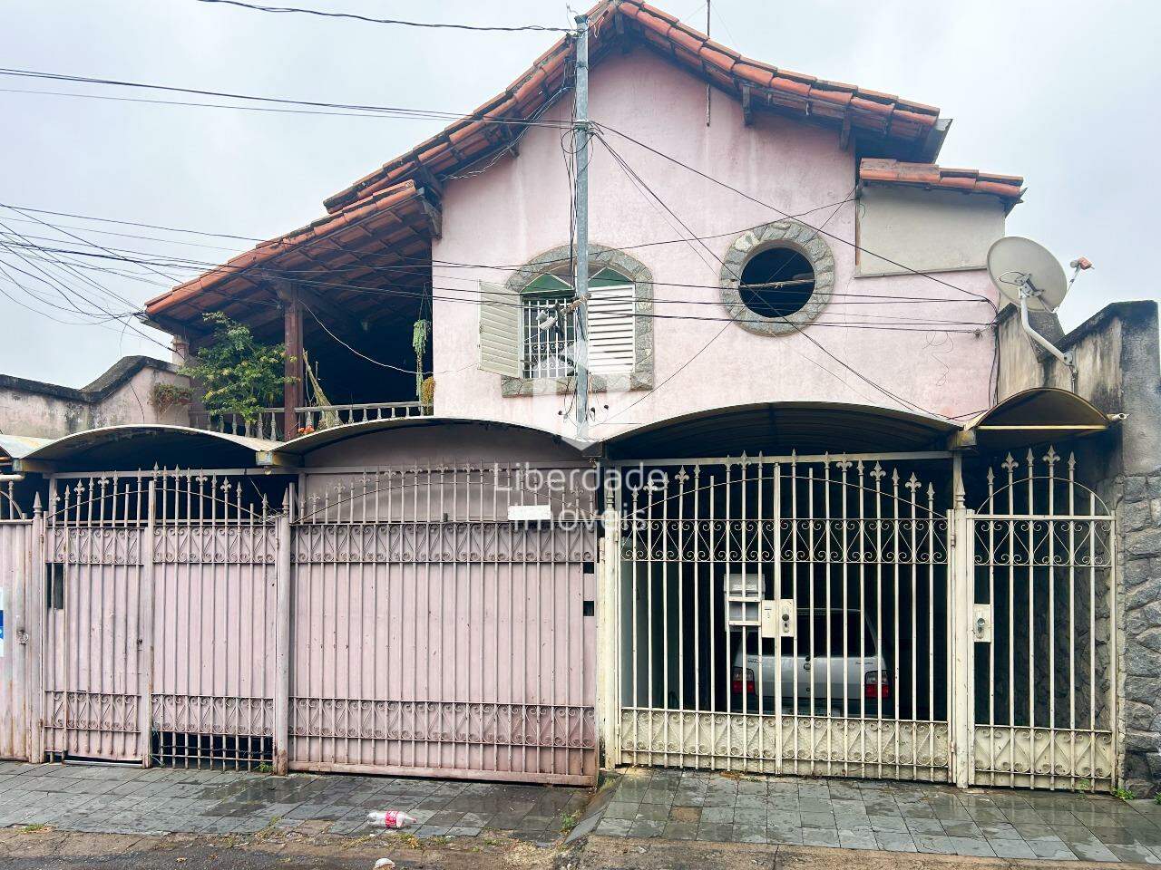Casa à venda, 4 quartos no Jardim Montanhês.: 