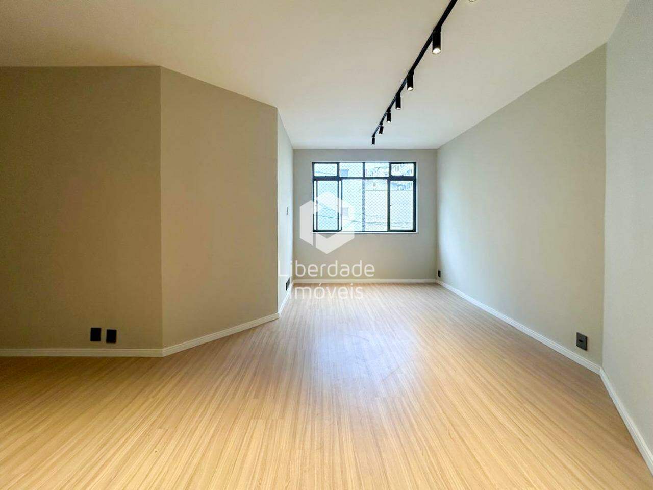 Apartamento à venda, 3 quartos no Caiçara.: 