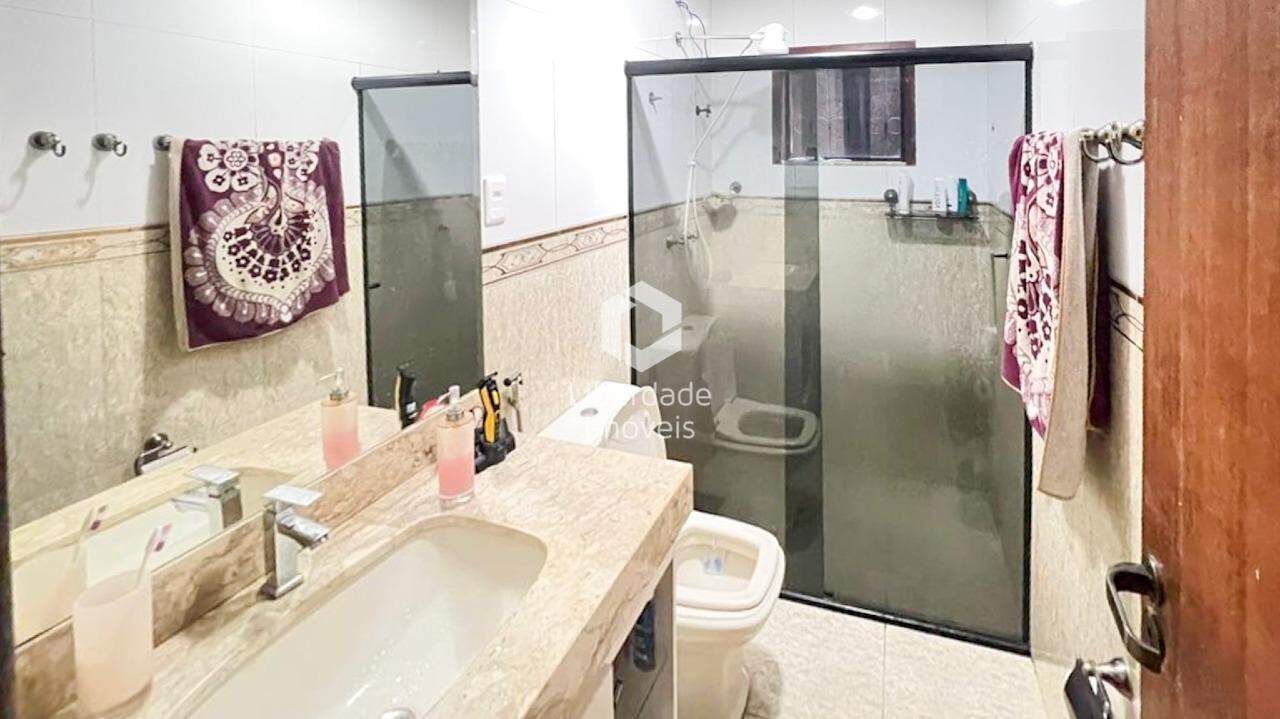 Casa à venda, 3 quartos no Parque XangriLá.: 