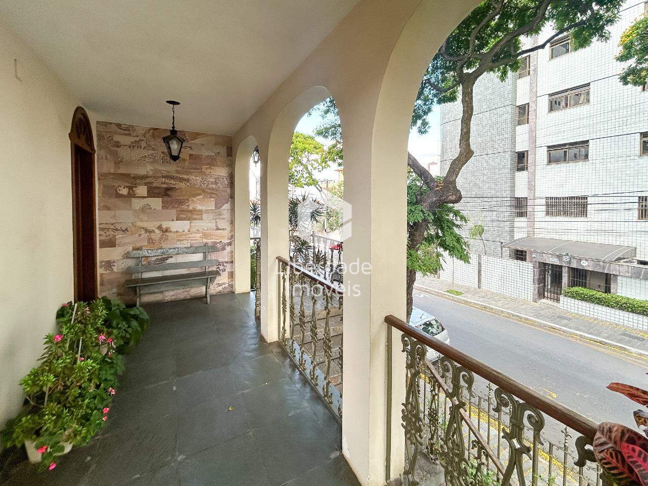 Casa à venda, 4 quartos no Caiçara.: 