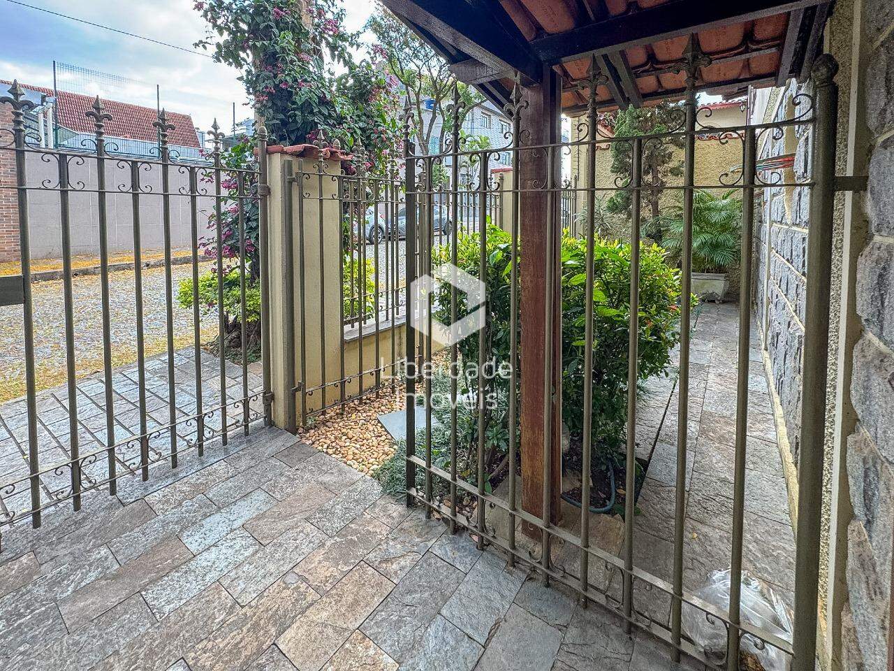 Casa à venda, 4 quartos no Caiçara.: 