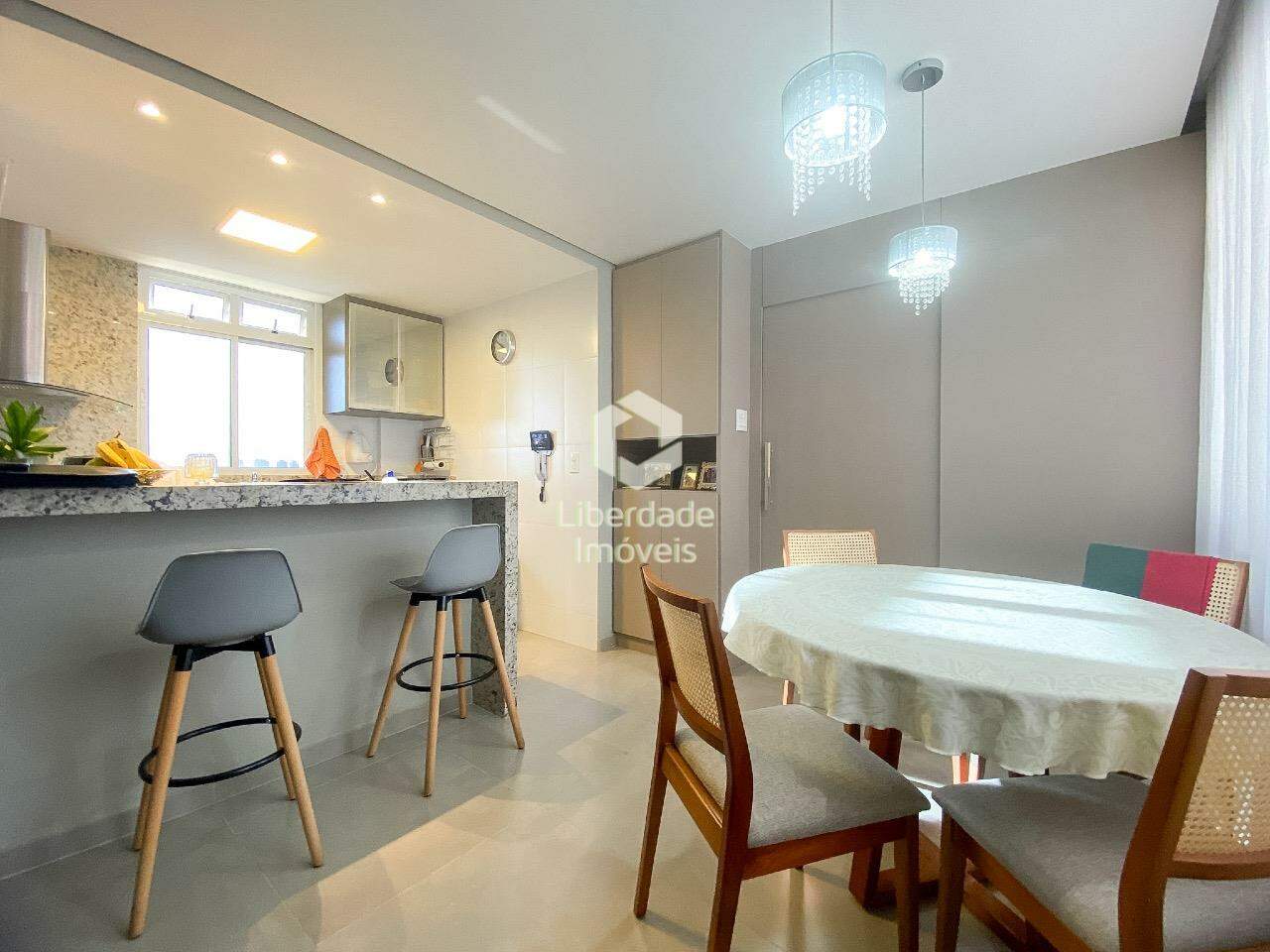 Apartamento para aluguel, 2 quartos no Caiçara.: 