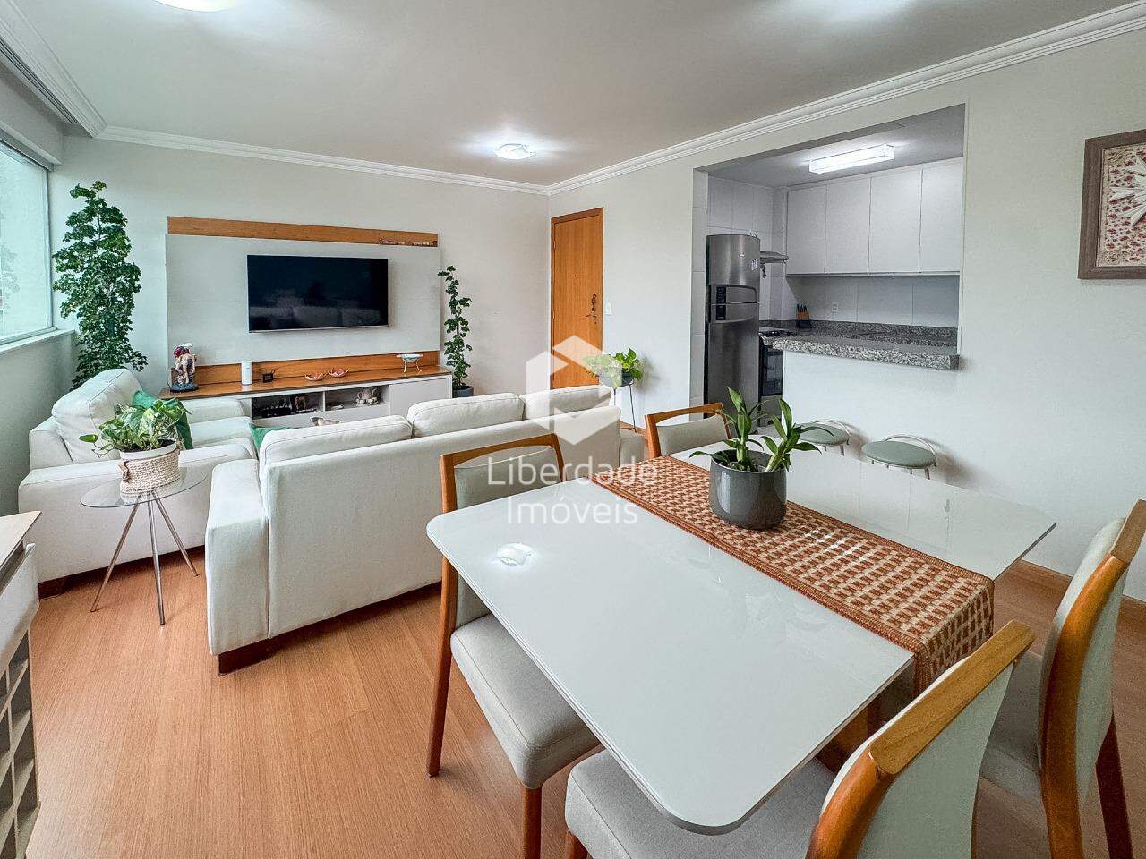 Apartamento à venda, 3 quartos no Carlos Prates.: 