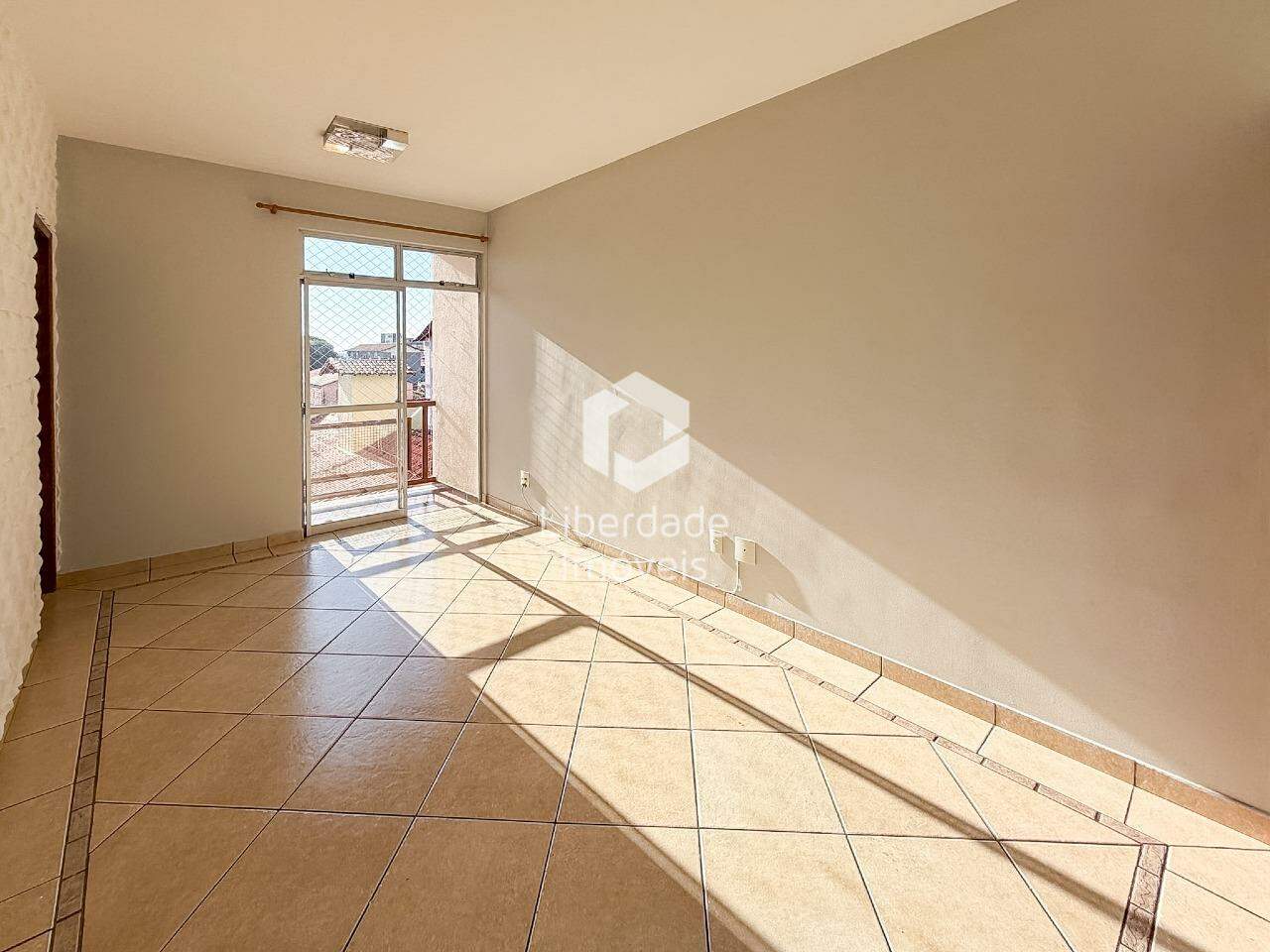 Apartamento para aluguel, 3 quartos no Caiçara.: Sala