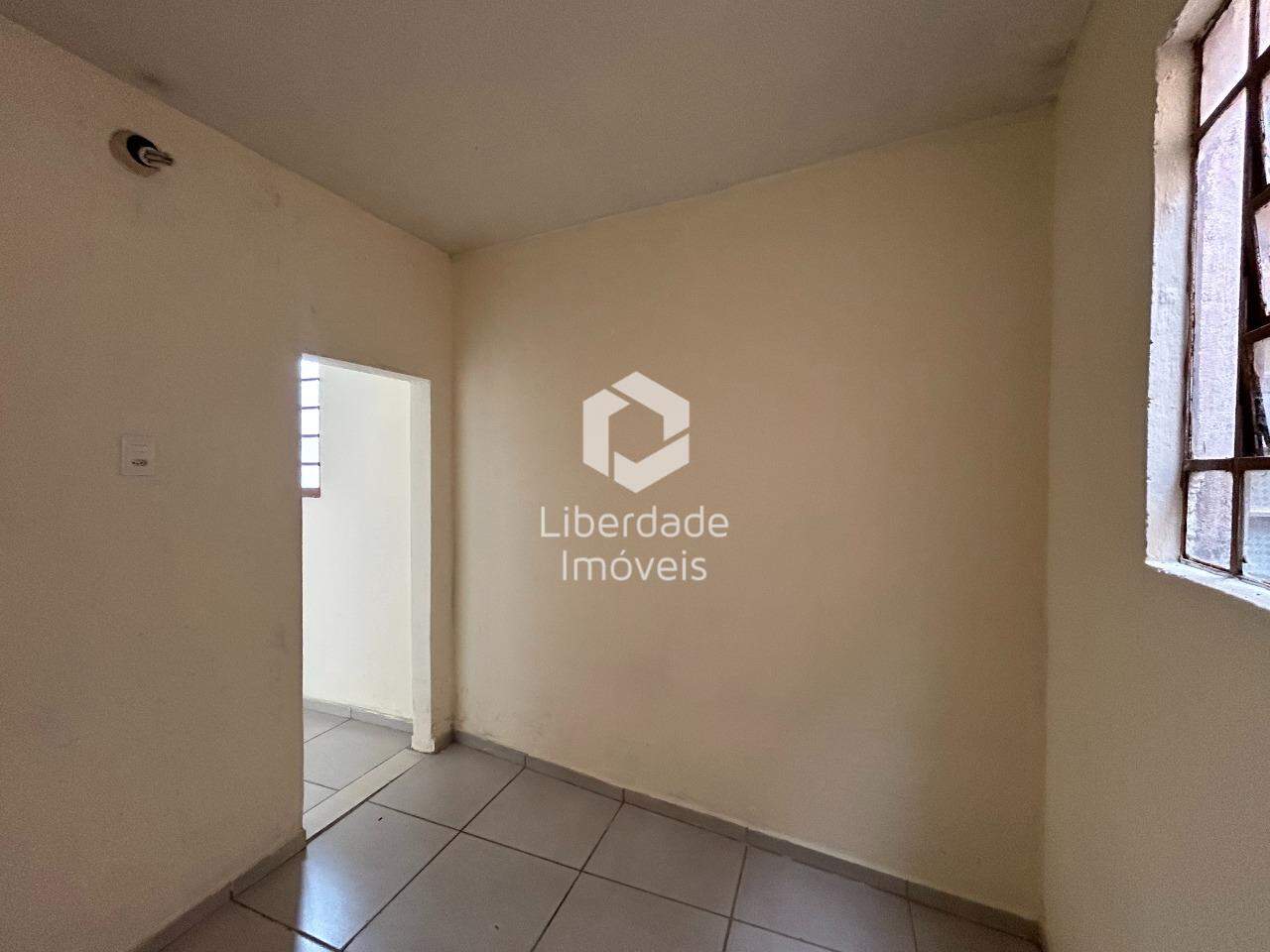 Barracão para aluguel, 2 quartos no Caiçara.: 