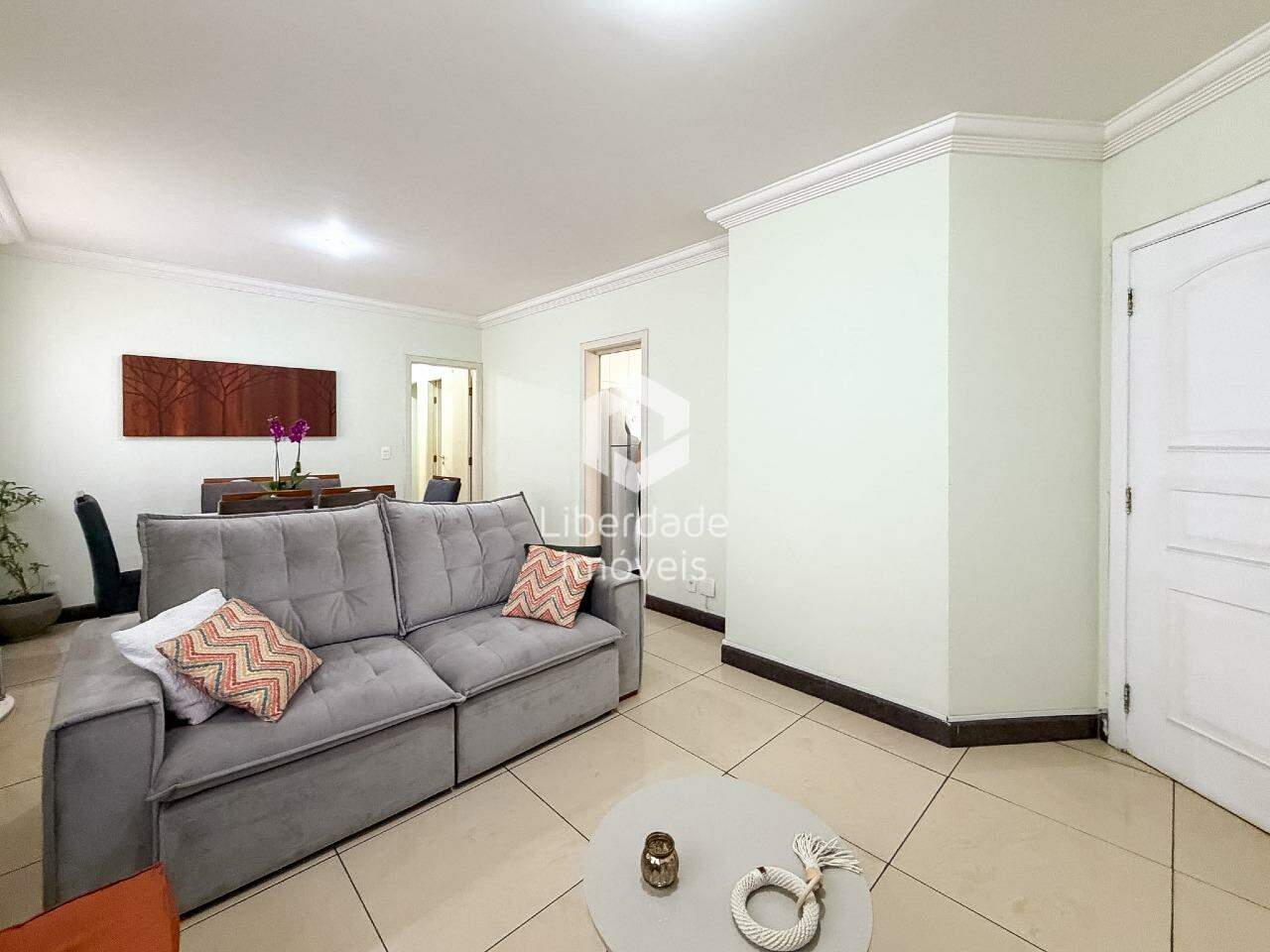 Apartamento com área privativa à venda, 3 quartos no Santa Cruz.: 