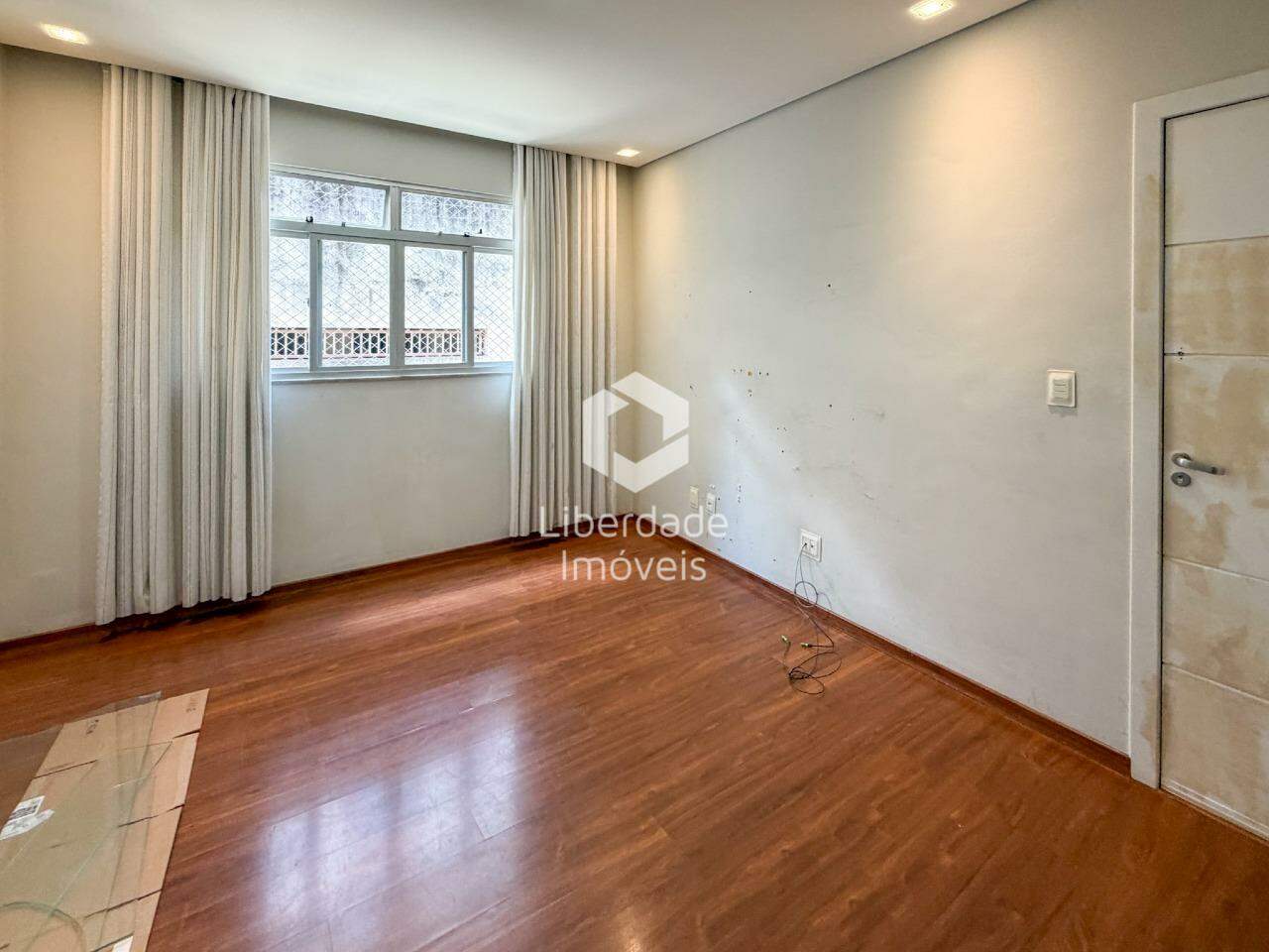 Apartamento à venda, 2 quartos no Caiçara.: 