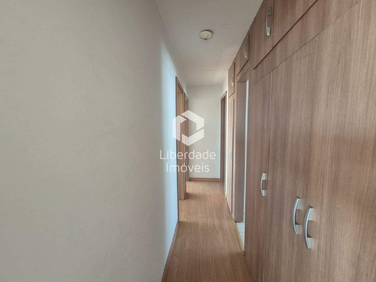 Apartamento à venda, 3 quartos no Cruzeiro.: 