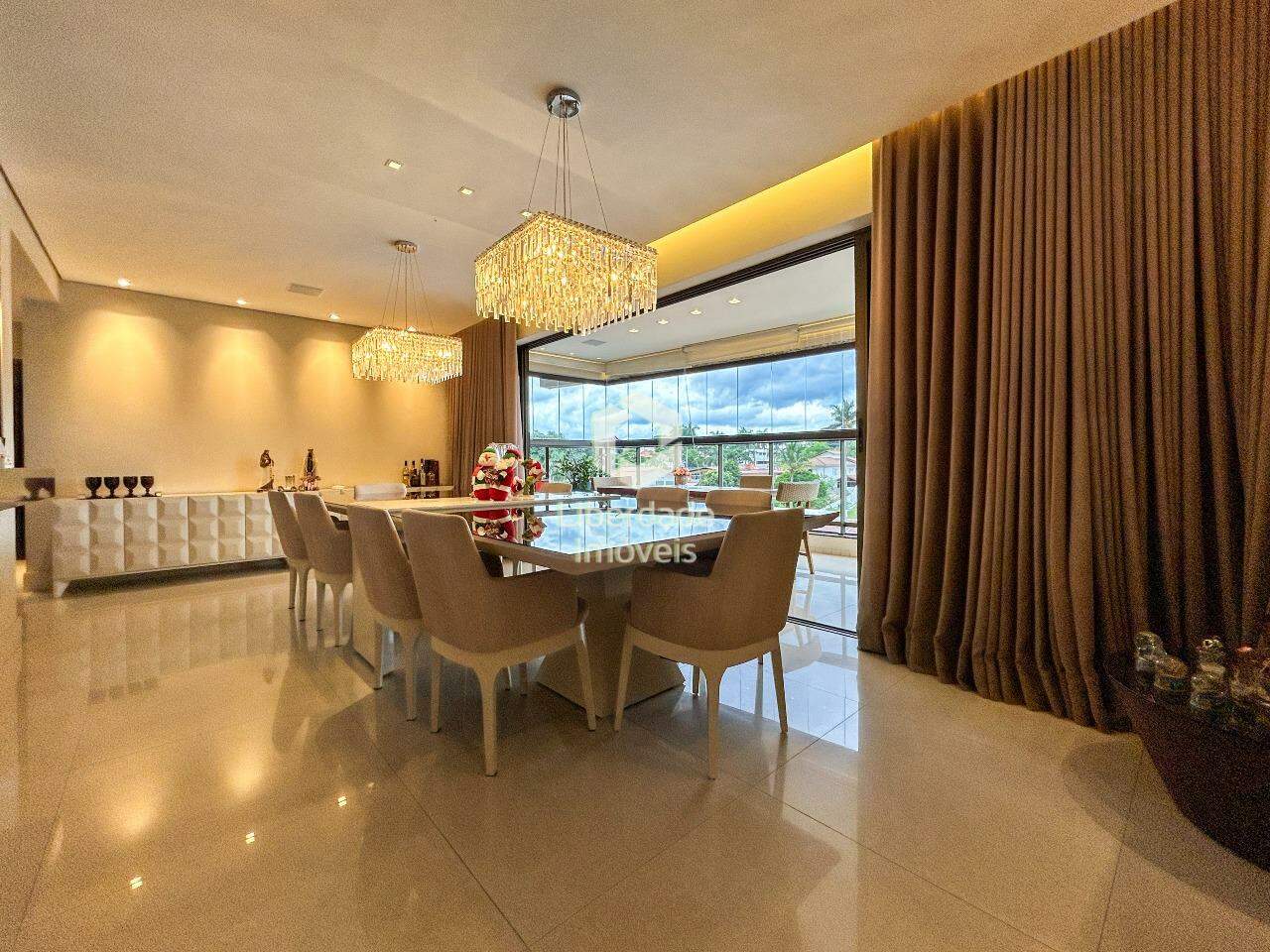 Apartamento à venda, 4 quartos no São José.: 