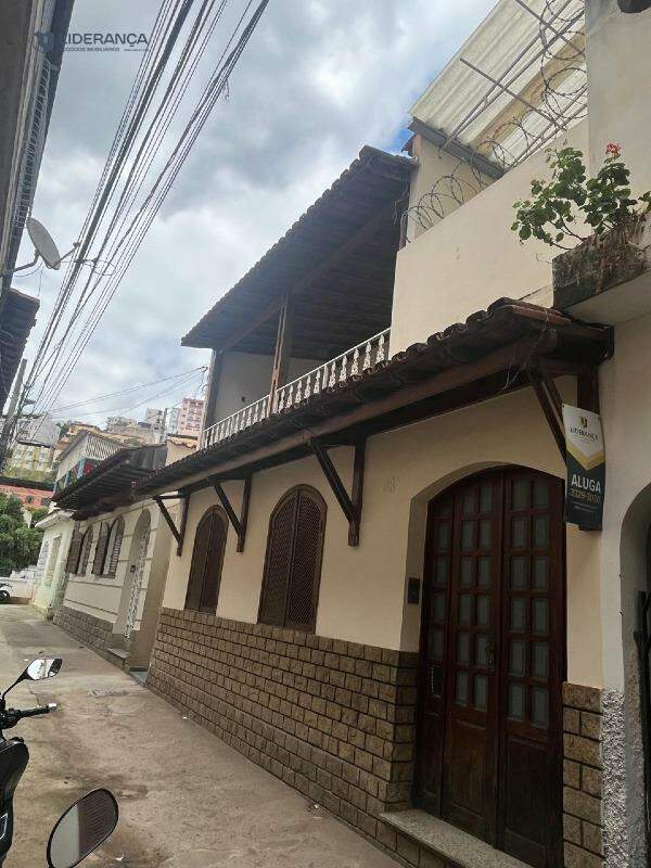 casa para aluguel no Centro: 